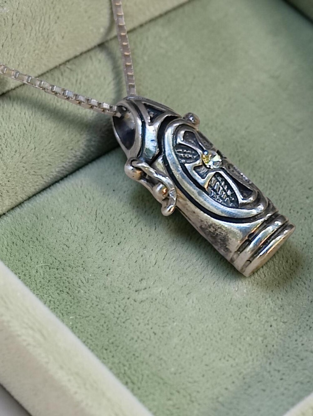Gorgeous Sterling Silver Mantra Charm Locket Vile Pendant Necklace